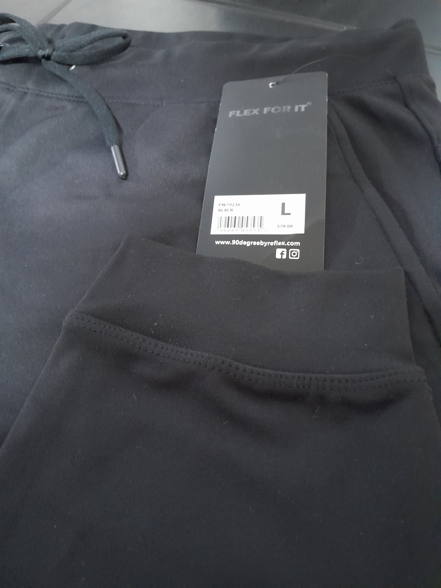 No. 53 COLOR: BLACK 90° by reflex (2 piezas)