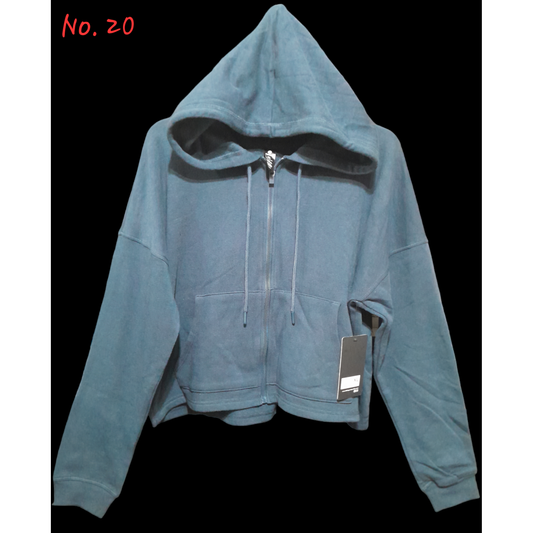 No. 20 Suéter color OCEAN NAVY 90° by reflex (3 piezas)